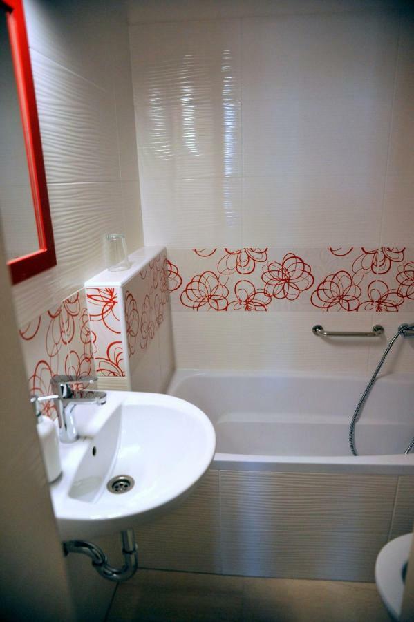 Hotel Piros Arany Panzio Kalocsa Zewnętrze zdjęcie